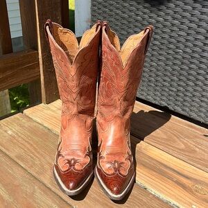 Ariat Brown Heritage Western J Toe Wingtip Cowgirl Boot Women's SZ: 7B 10001065